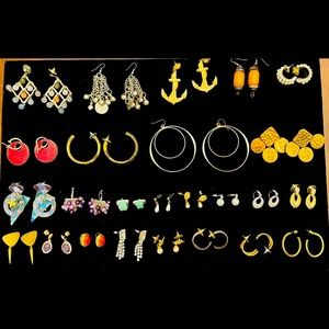 Vintage pierced earrings 25